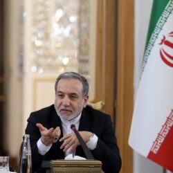 إيران: نرحب بأي مقترح أميركي "متوازن" ولا مبرر للتفاوض مع الأوروبيين