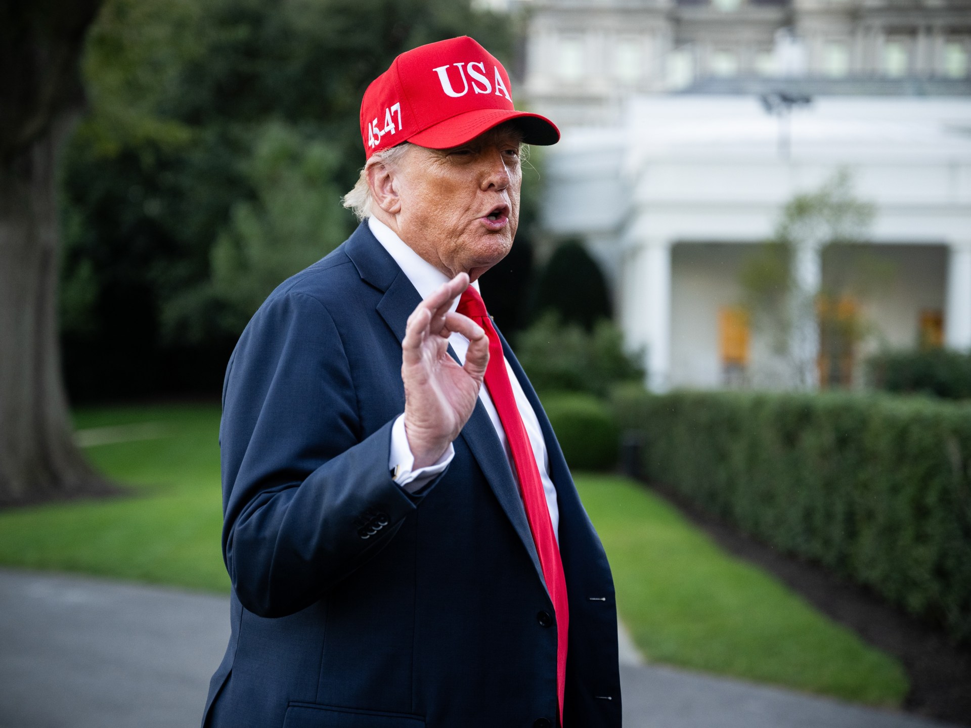 ترامب يدعو إلى سجن حاكم إيلينوي ورئيس بلدية شيكاغو