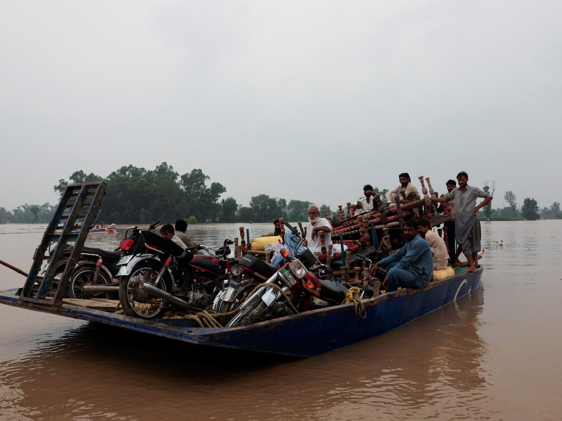 باكستان تتوقع أبرد شتاء منذ عقود بعد فيضانات عارمة