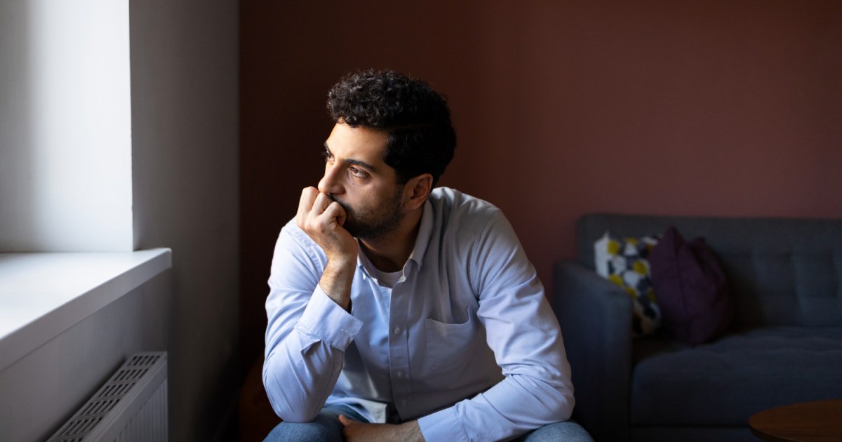 هل يعاني الرجل العازب من التعاسة حقا؟