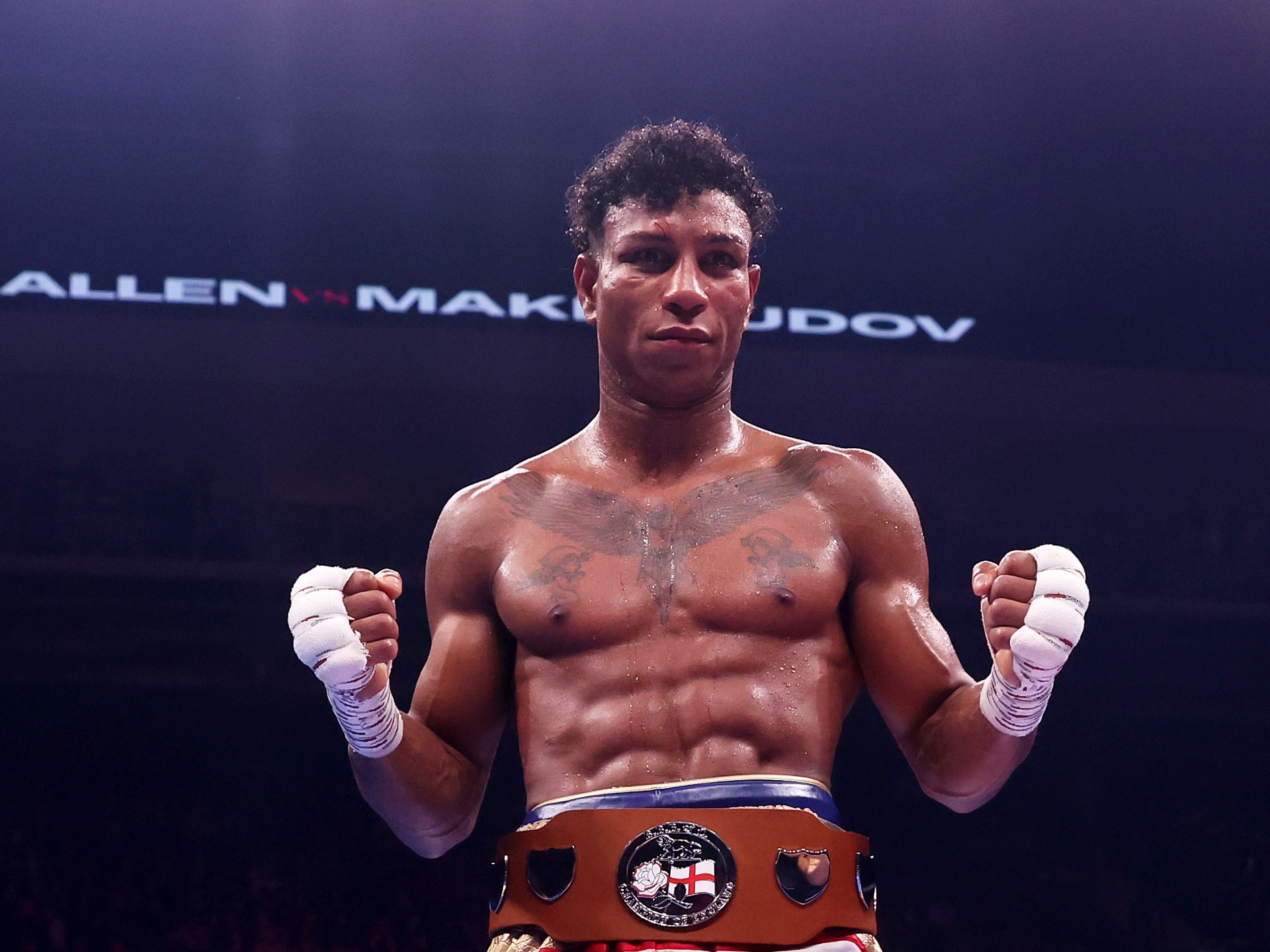 الملاكم بلال فواز.. من تنظيف دورات المياه إلى المجد