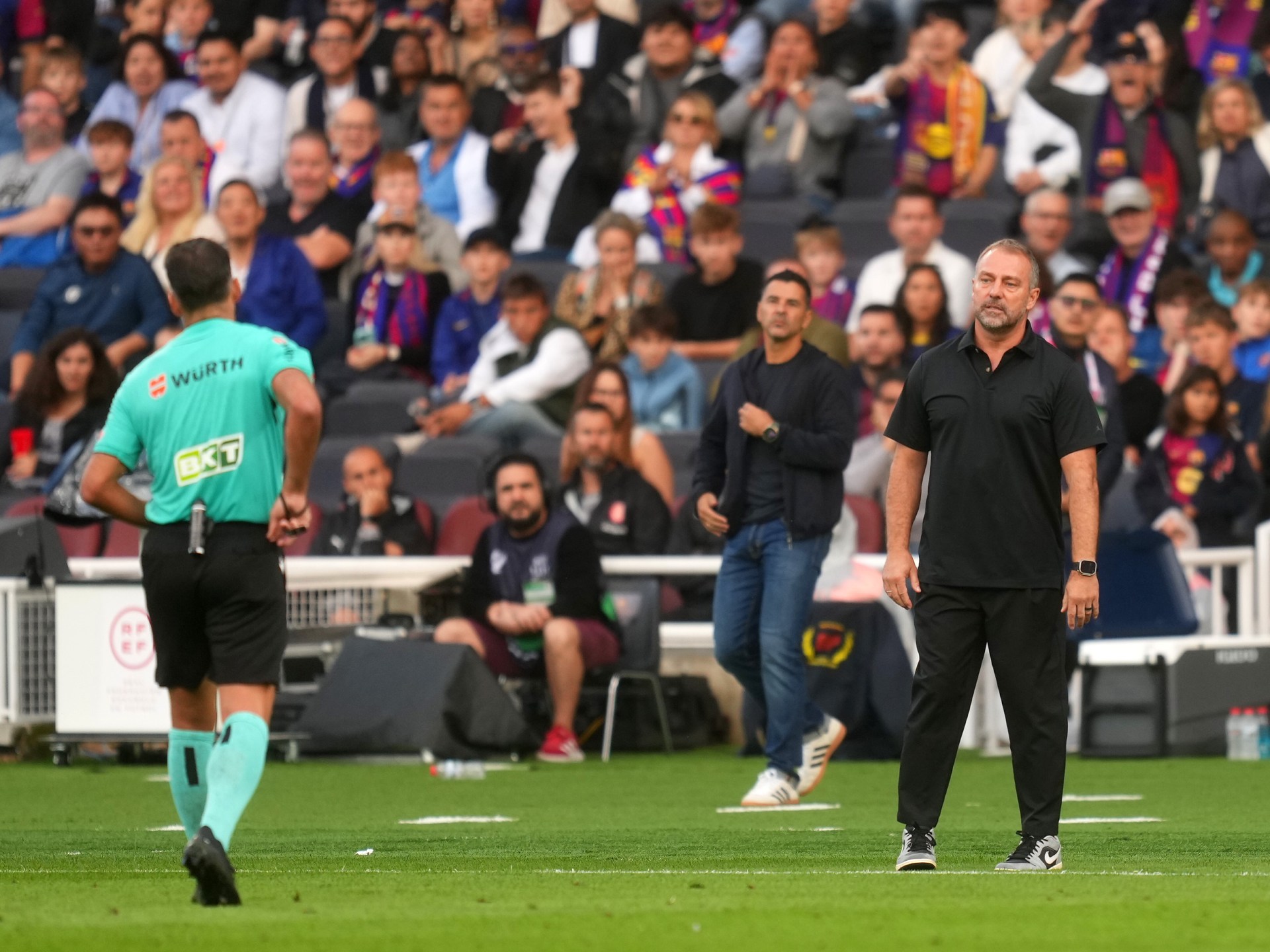 فليك يغيب عن الكلاسيكو بعد طرده أمام جيرونا