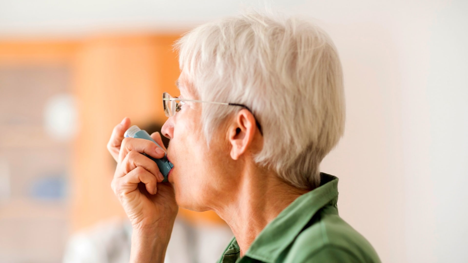 كيف تساهم أجهزة الاستنشاق بالتلوث المناخي وهل أثرها كبير؟