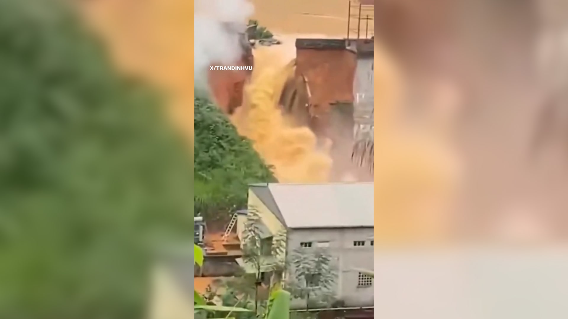 فيضانات غمرت مستشفى واخترقت سدا.. شاهد الدمار الذي خلفه إعصار ماتمو بفيتنام