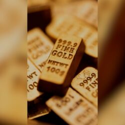 نظرة مفصلة.. لماذا يرتفع سعر الذهب إلى مستويات غير مسبوقة؟