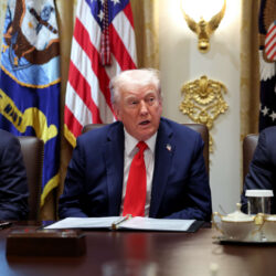 أول تصريح لترامب بعد دعوة السيسي له لحضور توقيع اتفاق وقف إطلاق النار في غزة