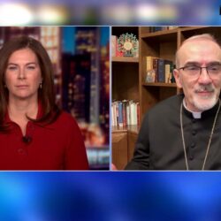 مذيعة CNN للكاردينال بيتزابالا: الى أين سيعود سكان غزة بعد الحرب؟ شاهد كيف رد