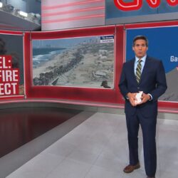 لحظة عودة آلاف النازحين الفلسطينيين إلى شمال غزة مع بدء وقف إطلاق النار