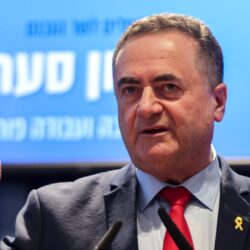 وزير الدفاع الإسرائيلي يأمر الجيش بالاستعداد لتدمير أنفاق حماس بإشراف أمريكي ودولي