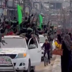فيديو متداول لـ"تحية موكب مقاتلي حماس في شوارع غزة".. ما حقيقته؟