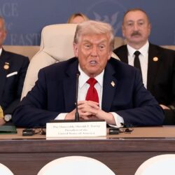 شكرًا تميم.. شكرًا جنرال.. شاهد ما قاله ترامب بعد توقيع اتفاق غزة وما وصف به قادة قمة شرم الشيخ