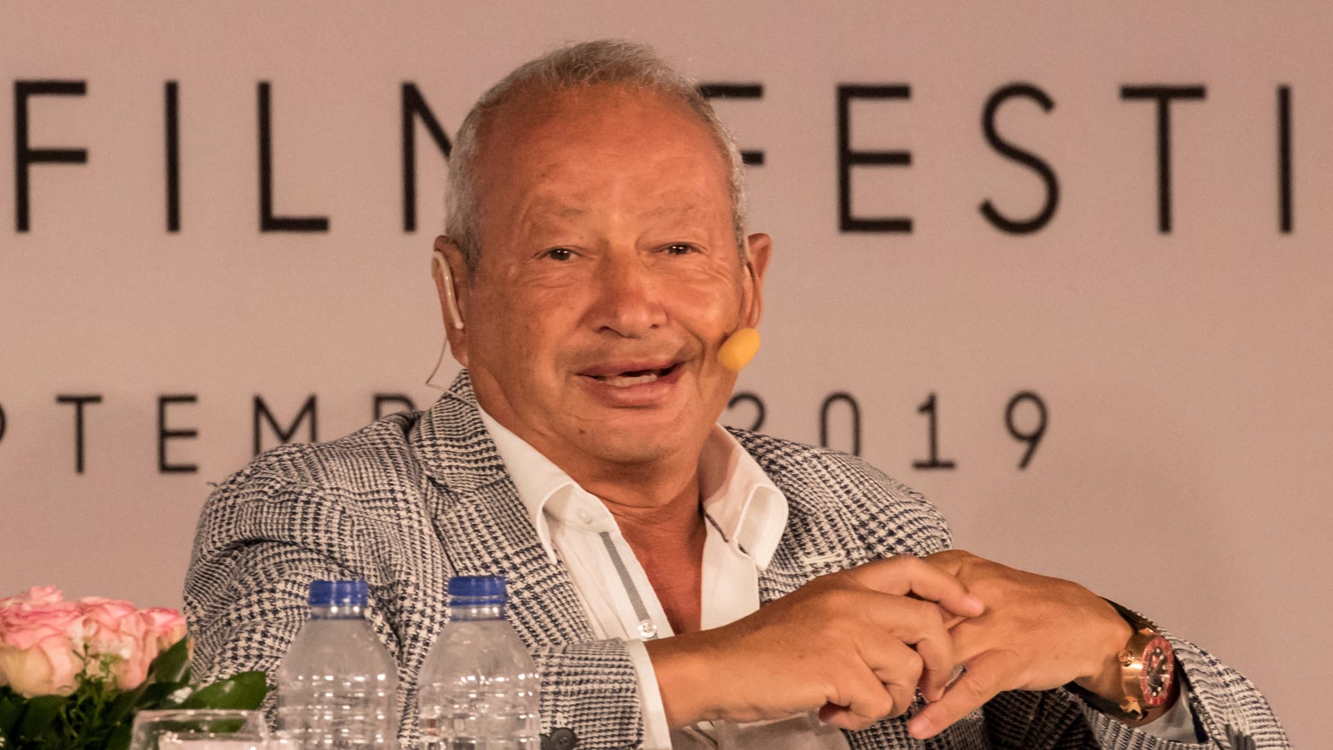 نجيب ساويرس يتفاعل مع تدوينة تدعو لانتخاب محمود الخطيب رئيسًا للأهلي