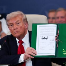 قمة غزة.. ماذا يتضمن اتفاق وقف إطلاق النار الذي وقّعه ترامب؟