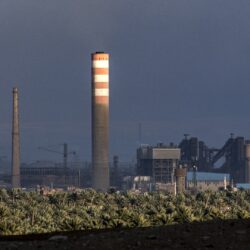 مصر تتحرك لتعويض فجوة الطاقة.. والسيسي يلتقي ممثلي "أباتشي" و"إكسون موبيل"