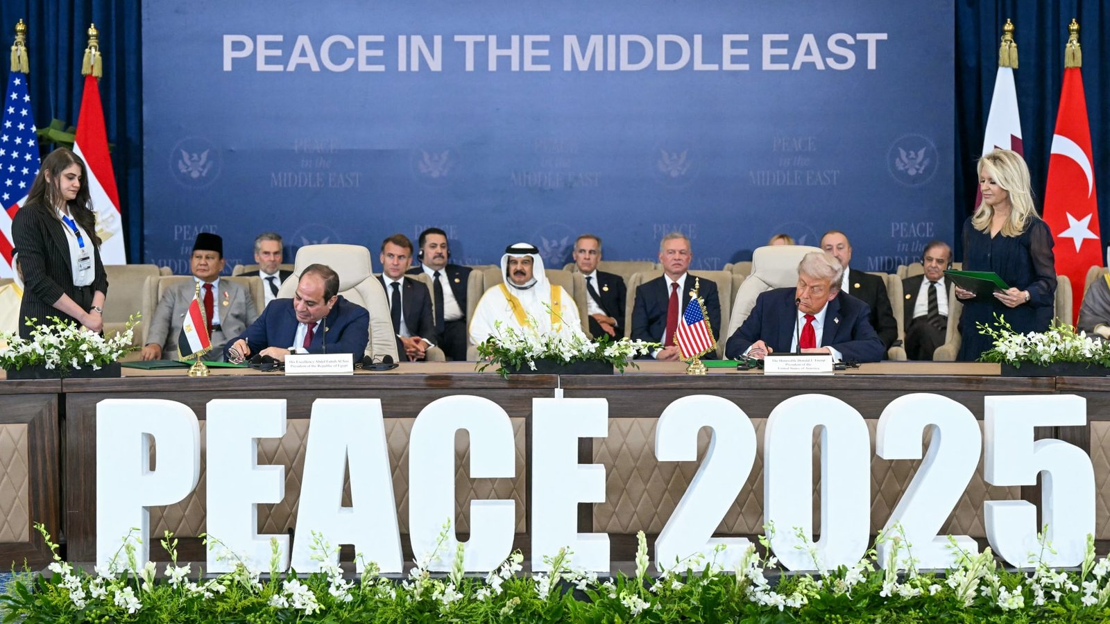 البيت الأبيض يصدر "اتفاق ترامب للسلام" الموقع في قمة شرم الشيخ 1 312424