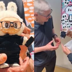 الرئيس التنفيذي لآبل يتلقى دمية لابوبو وهاتف آيفون في الصين.. شاهد رد فعله