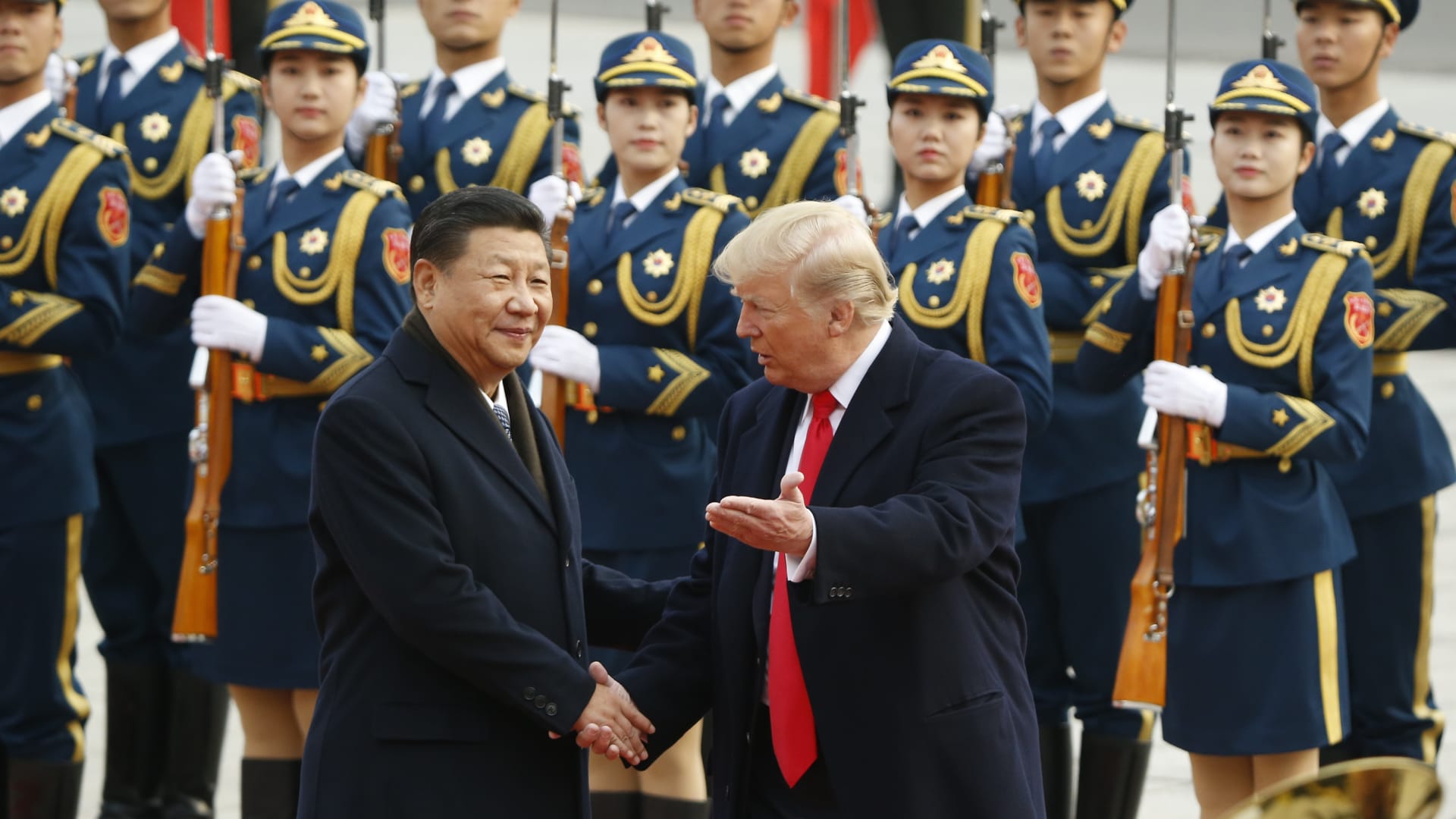 بعد التوتر الأخير.. مسؤول أمريكي يكشف خطط ترامب بشأن لقاء رئيس الصين