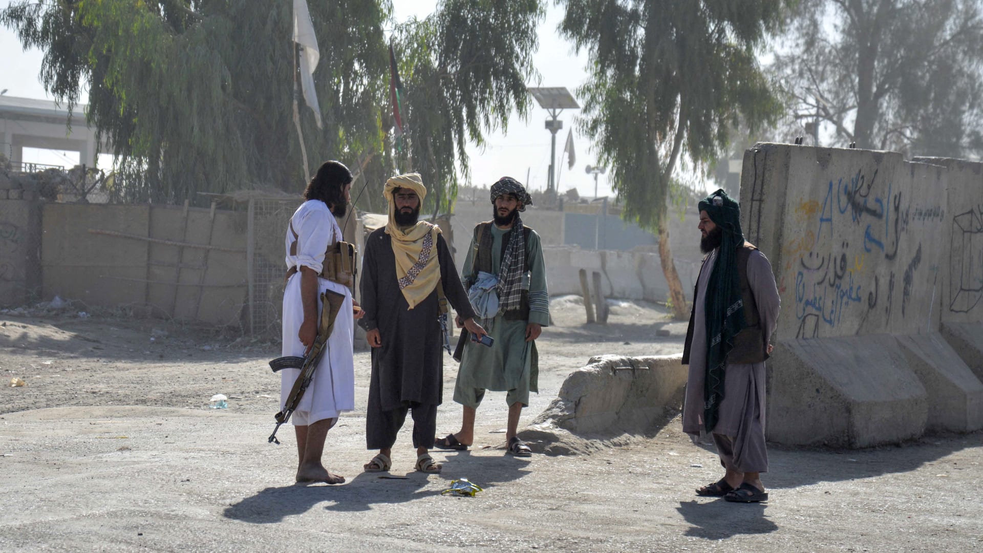 وقف إطلاق نار لـ48 ساعة بين باكستان وأفغانستان بعد أعنف قصف منذ سنوات