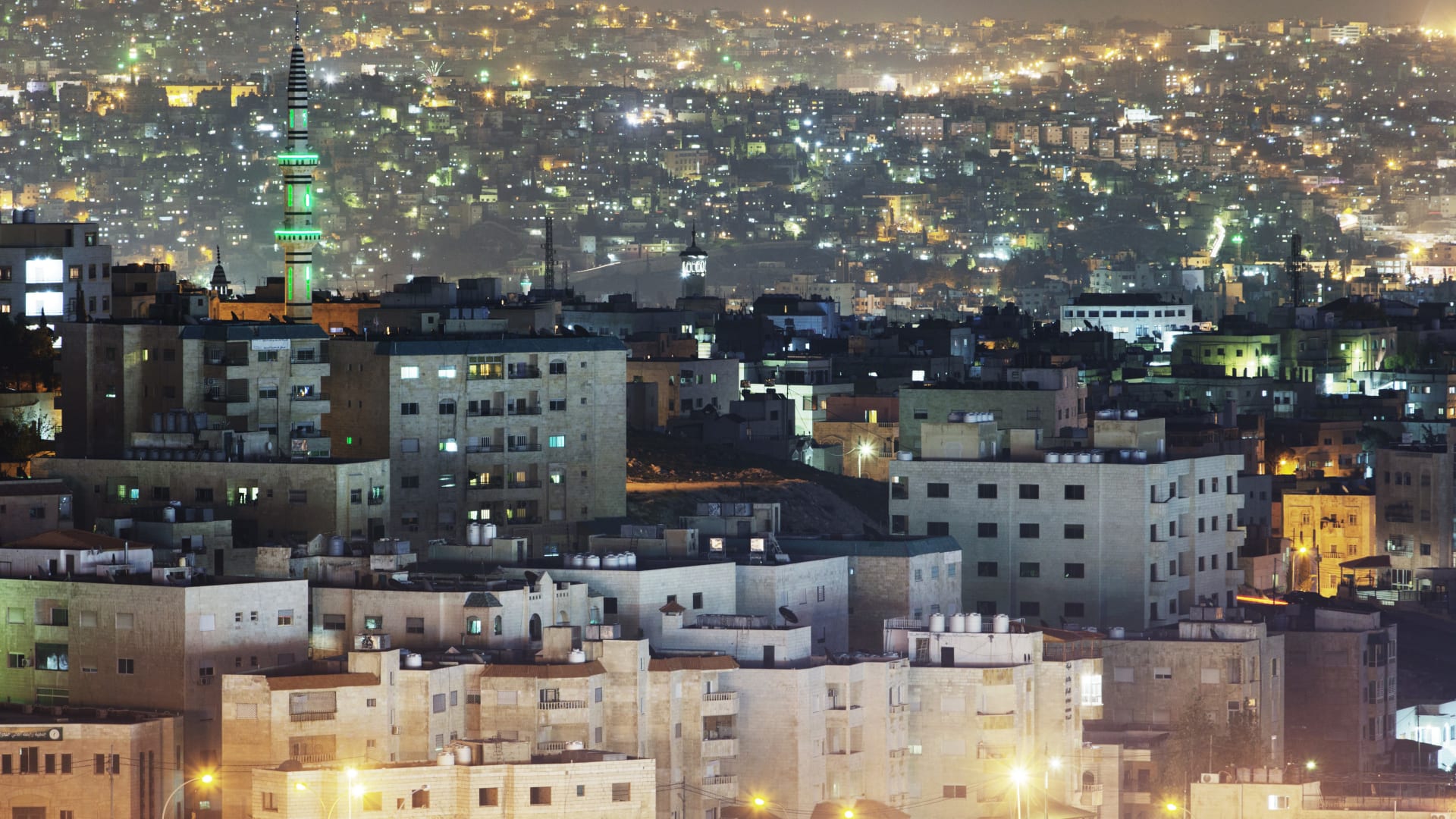 الأردن.. جدل حول قرار إغلاق "مركز الإمام الألباني" بعد نشاط التيار لربع قرن