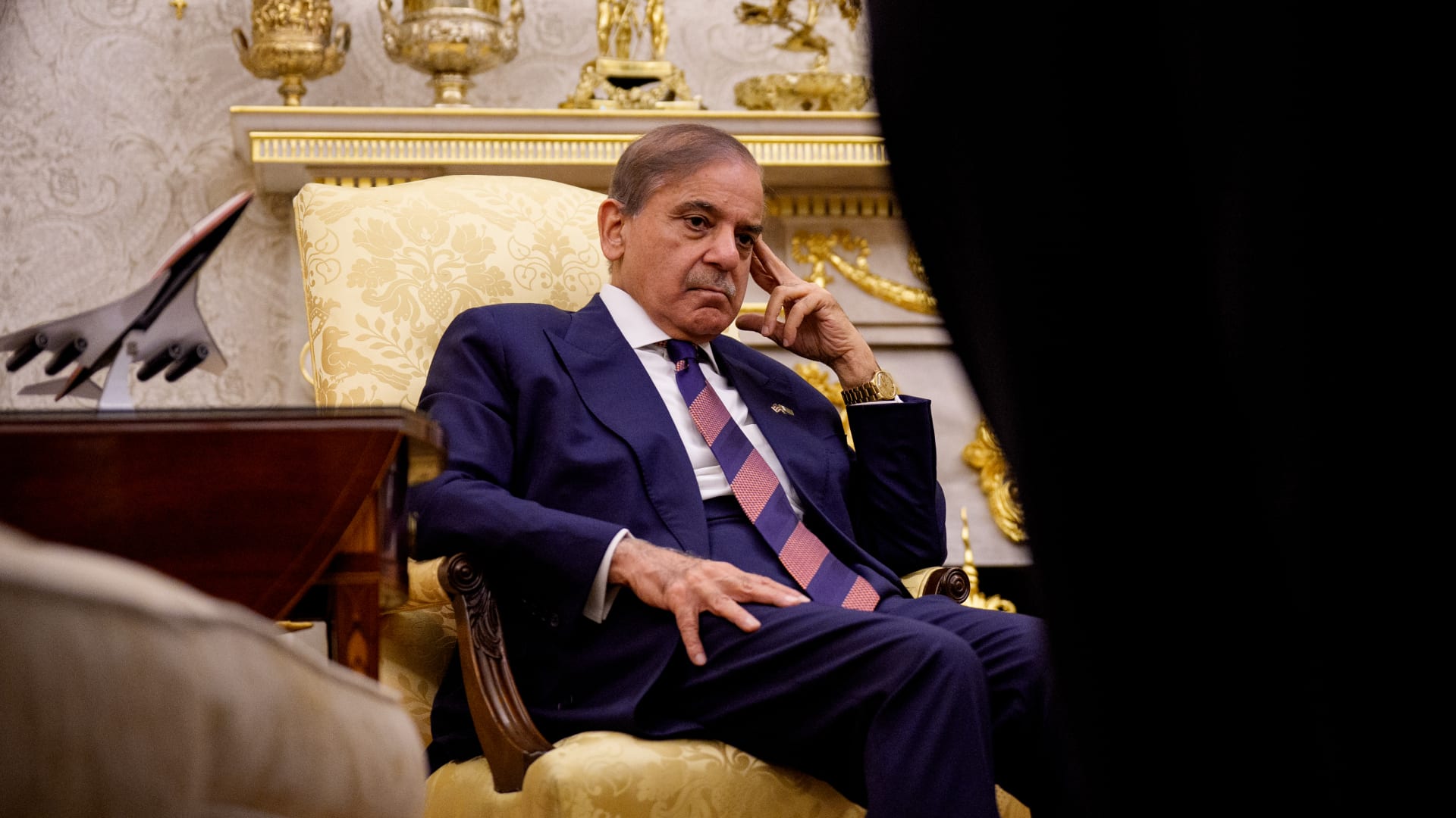 تحليل.. باستخدام المعادن النادرة والدبلوماسية البارعة والكثير من الإطراء.. باكستان تظهر كيفية التعامل مع ترامب