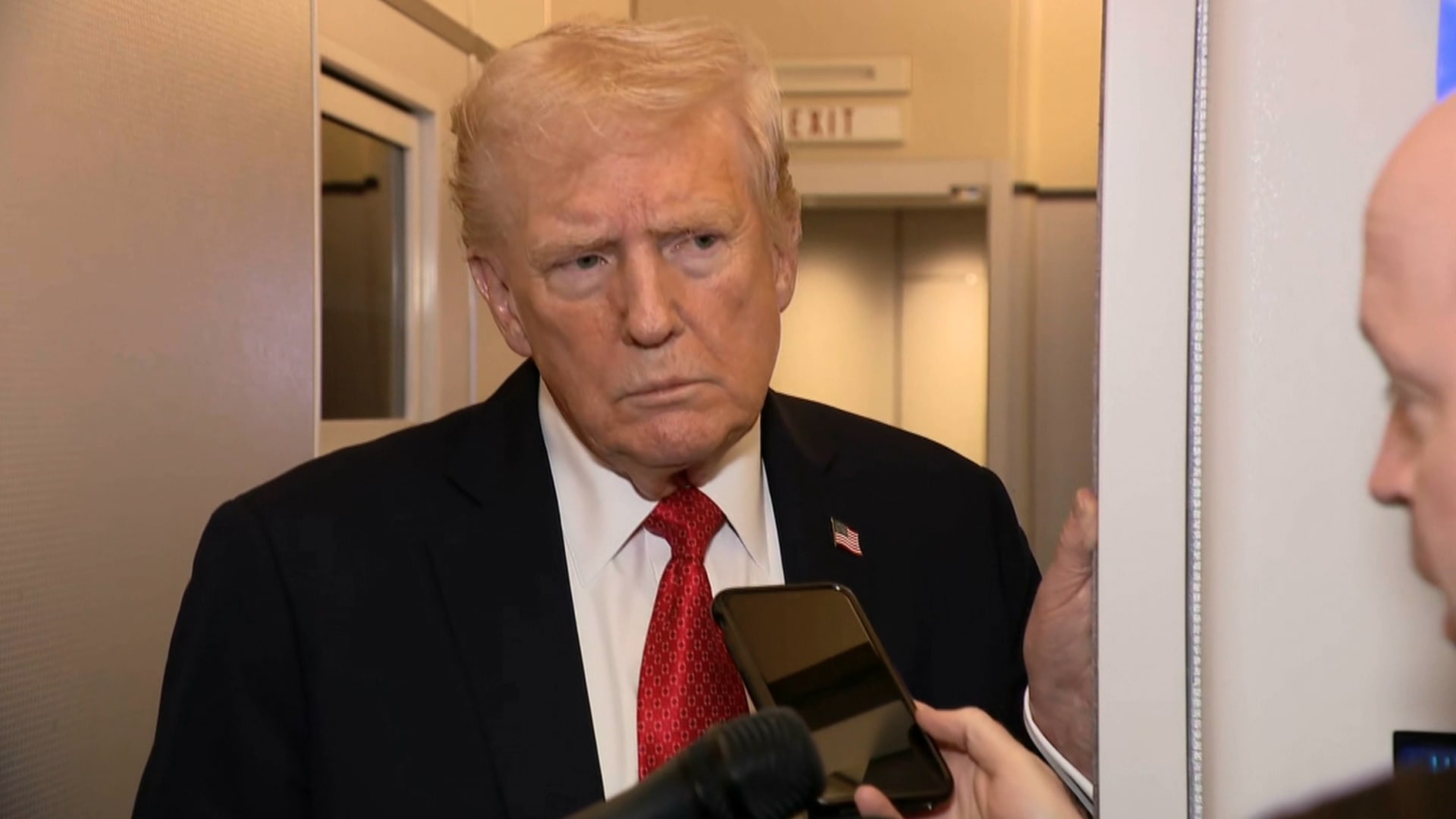 شاهد كيف رد ترامب على صحفي بشأن حماس واتفاق وقف إطلاق النار في غزة