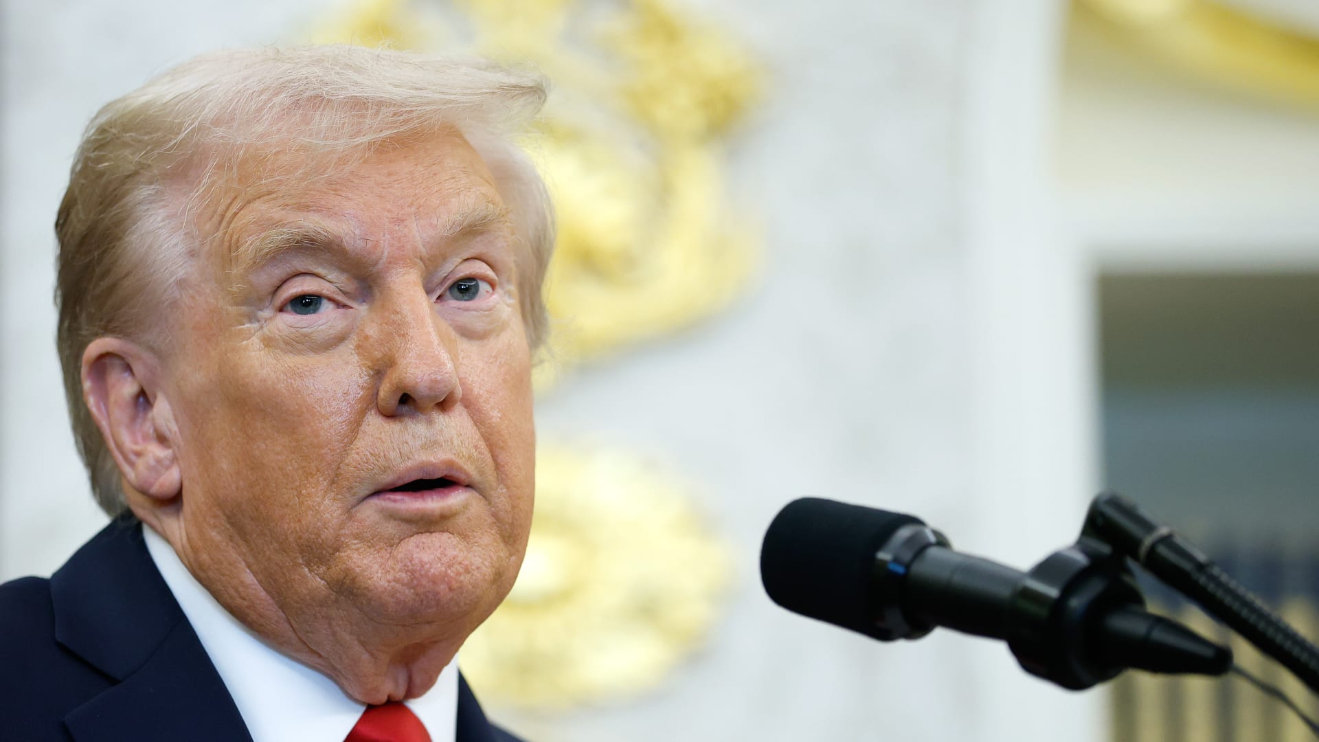 ترامب: حلفاؤنا بالشرق الأوسط يريدون فرصة لدخول غزة بـ"قوة كبيرة" و"تقويم حماس"