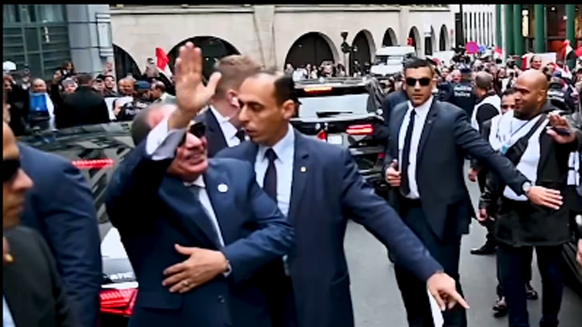 مصر.. هتافات باستقبال السيسي في بلجيكا يثير تفاعلا