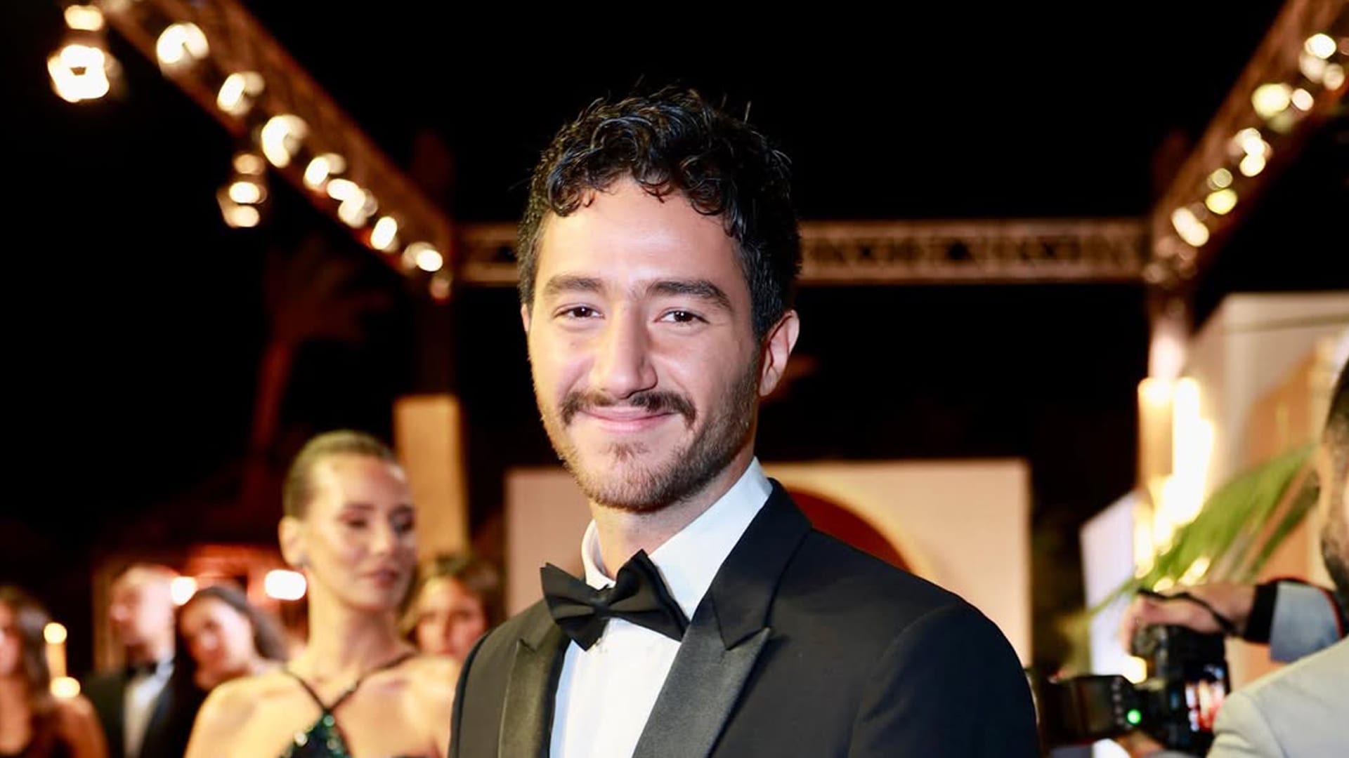 أحمد مالك أول مصري يفوز بجائزة أفضل ممثل في "الجونة السينمائي".. القائمة الكاملة للفائزين بجوائز الدورة الـ8