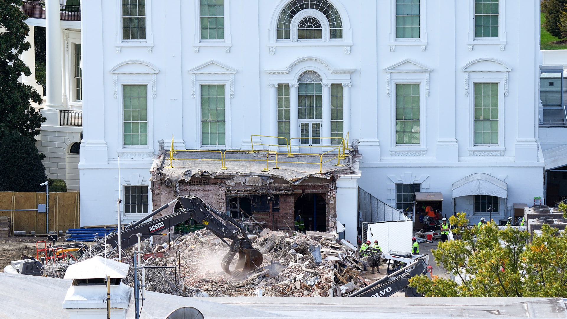 من أجل قاعة رقص ترامب.. هدم دار السينما التاريخية في البيت الأبيض