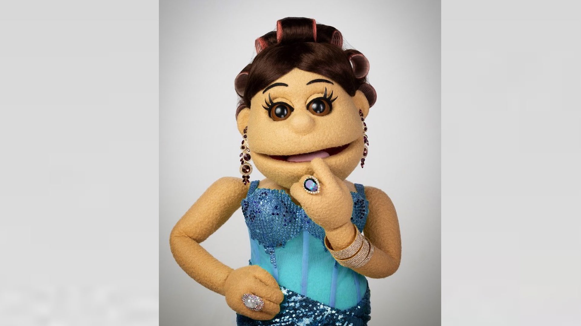 "ليلة فونطاستيك".. "أبلة فاهيتا" تعود ببرنامج جديد