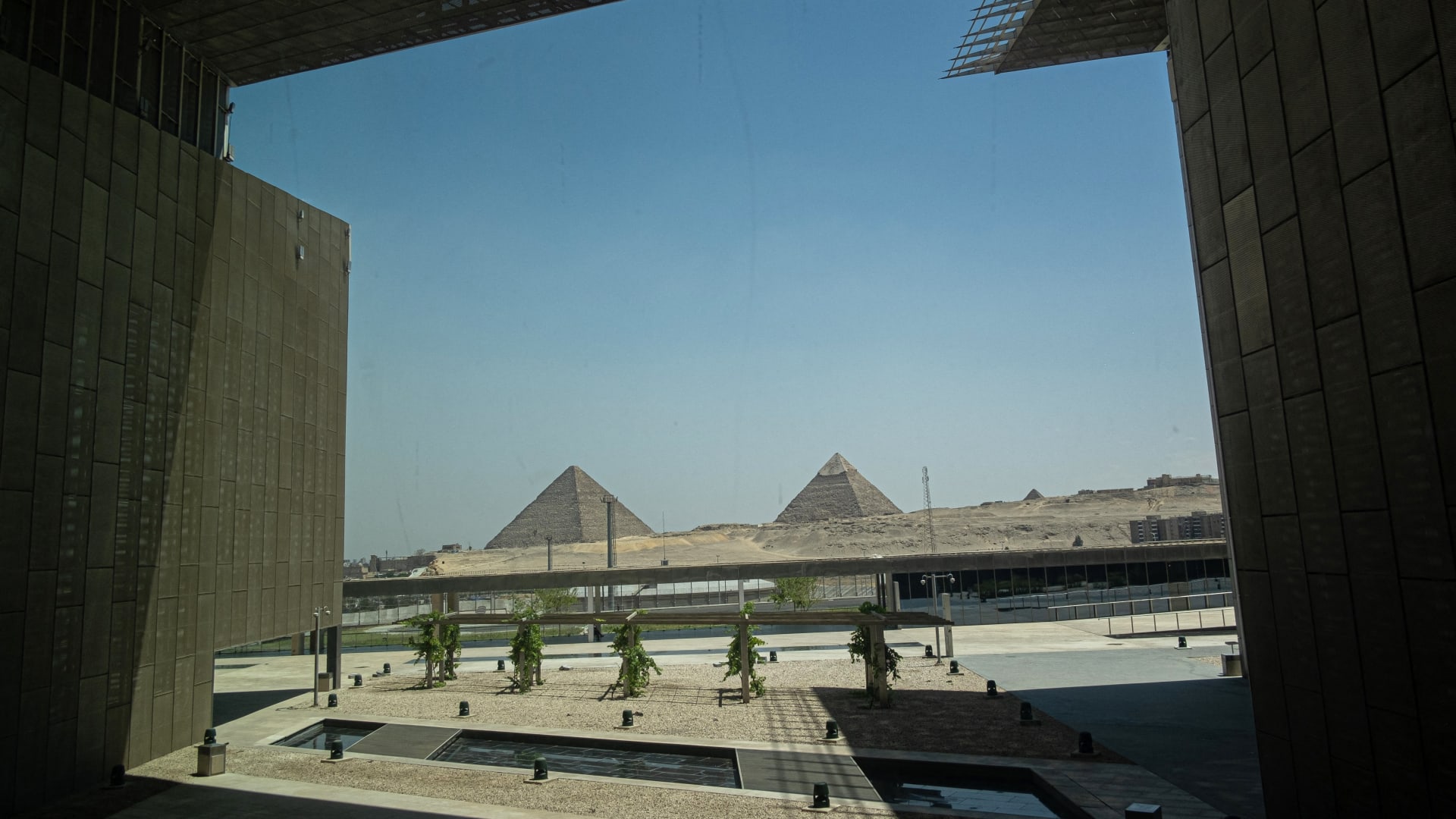 مصر.. تكلفة المتحف المصري الكبير تشعل تفاعلا قبيل أيام على افتتاحه