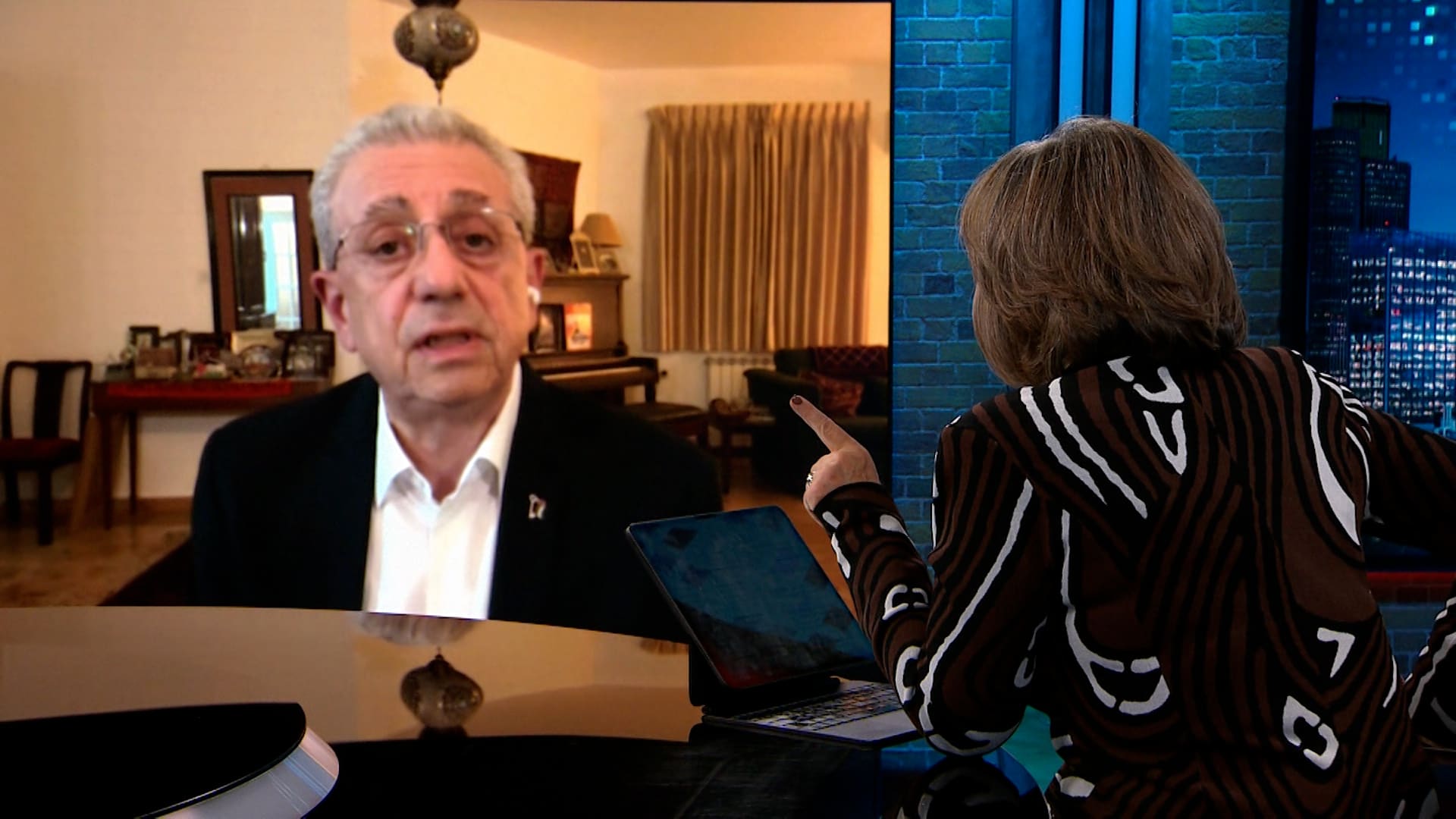 مصطفى البرغوثي لـCNN: الجميع يتحدث عن نزع سلاح حماس لكن لا أحد يتحدث عن نزع سلاح المستوطنين