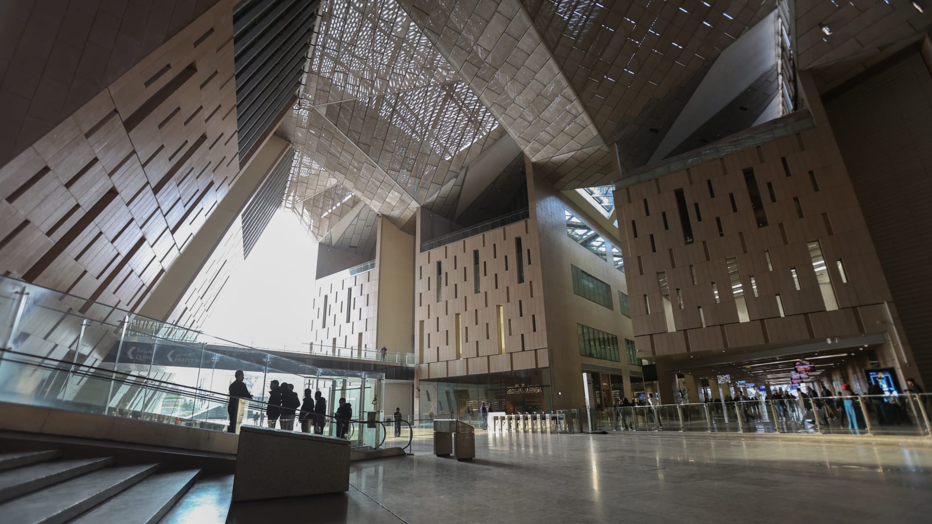 مصر.. الداخلية تعلن عن التحويلات المرورية خلال حفل افتتاح المتحف الكبير