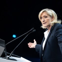 كاتب فرنسي: هكذا تؤثر الشعبوية على السياسة الخارجية