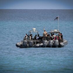 انتشال 61 جثة لمهاجرين غير نظاميين في سواحل ليبيا