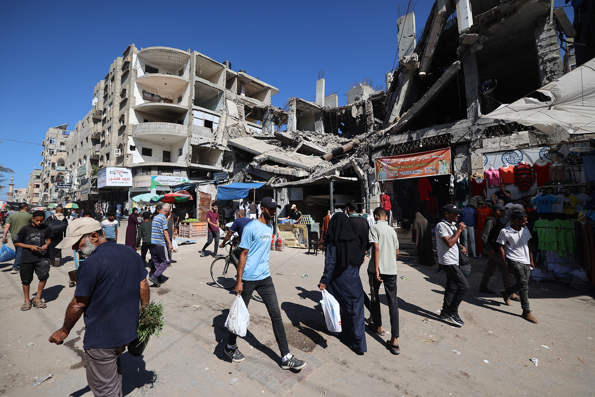 غزة بعد الاتفاق مباشر.. المقاومة تسلم جثتي أسيرين للاحتلال واقتحام طوباس بالضفة