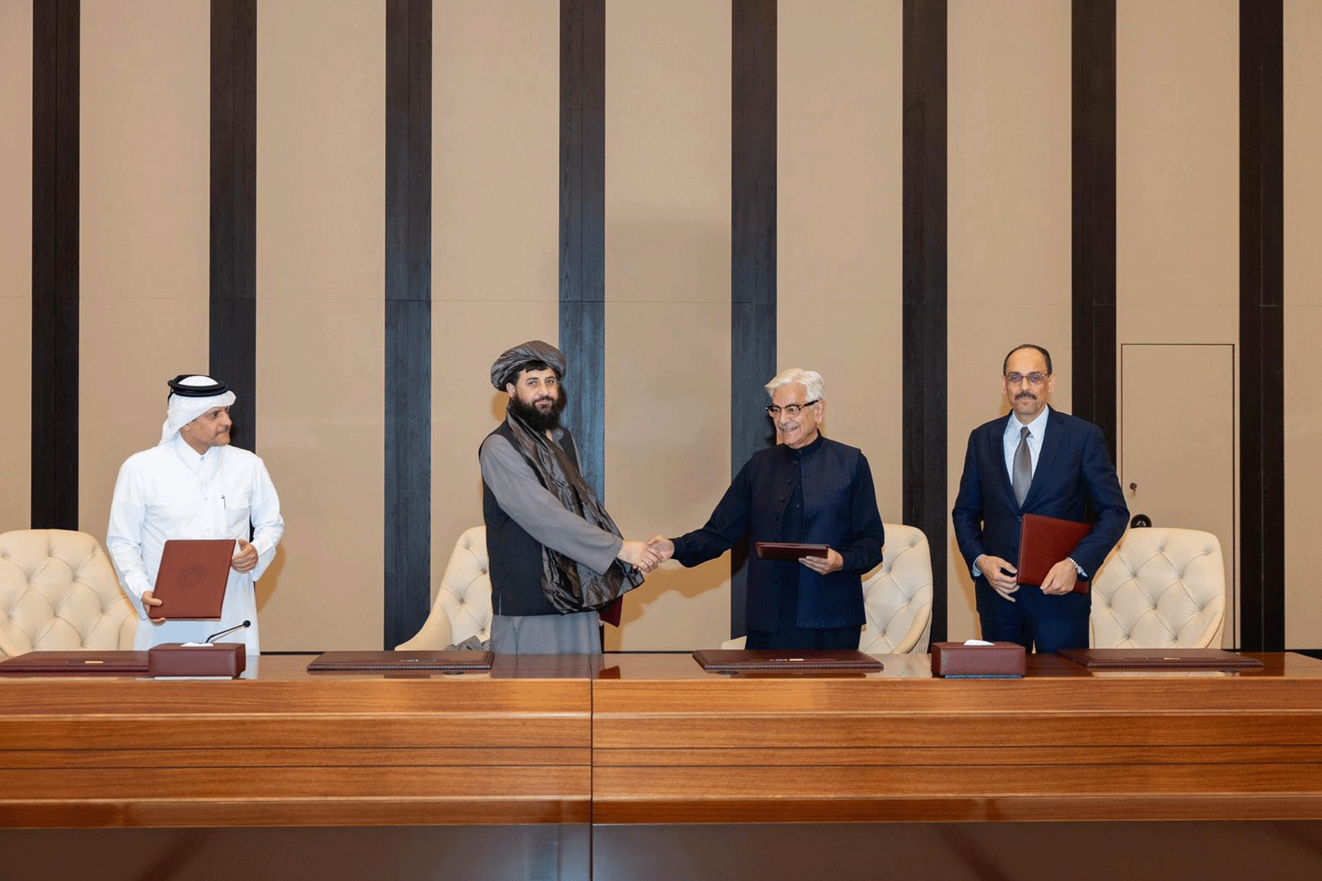 أفغانستان وباكستان تبحثان في تركيا آليات تثبيت وقف إطلاق النار