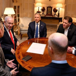 نتنياهو يبحث اليوم التالي في غزة بمشاركة أميركية