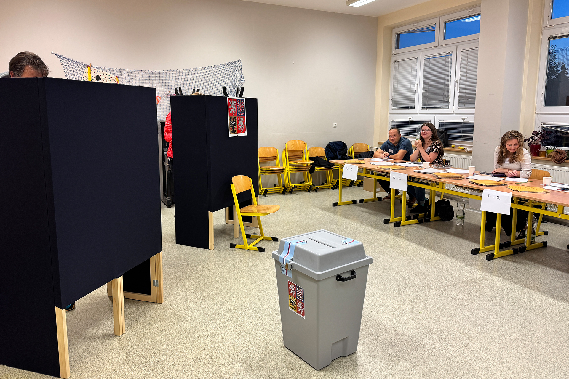 التشيك على مفترق طرق سياسي.. اليمين يمهد طريقه نحو السلطة