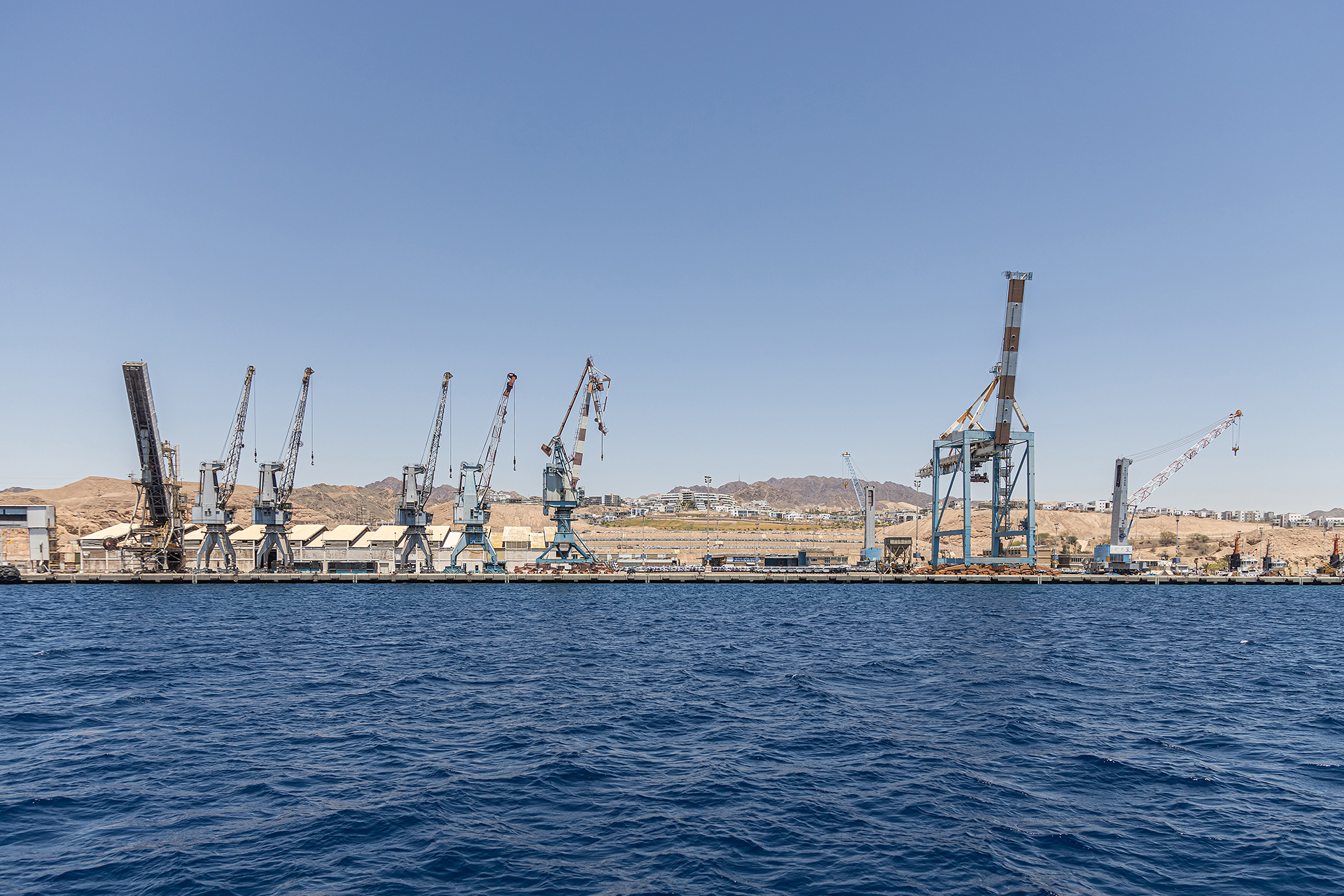 كلكاليست: ميناء إيلات يستنجد بواشنطن والقاهرة لوقف حصار الحوثيين