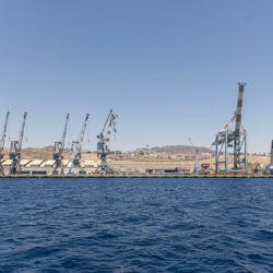 رغم نهاية الحرب ميناء إيلات الإسرائيلي يترنح تحت تهديد الحوثيين