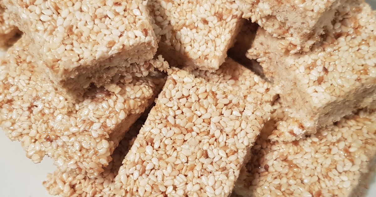 السمسم وزيته.. هذه فوائدهما