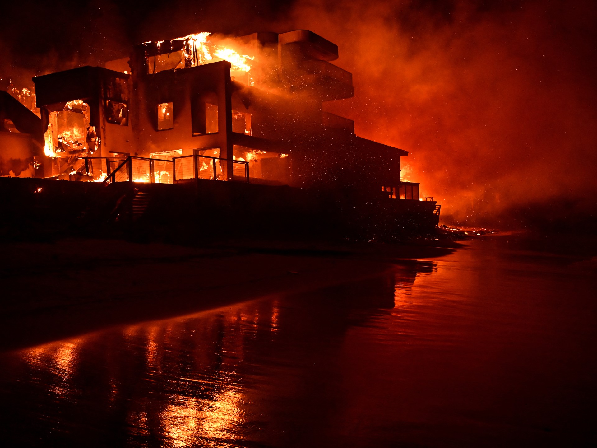 الولايات المتحدة تسجل أعلى خسائر الكوارث تكلفة في 6 أشهر