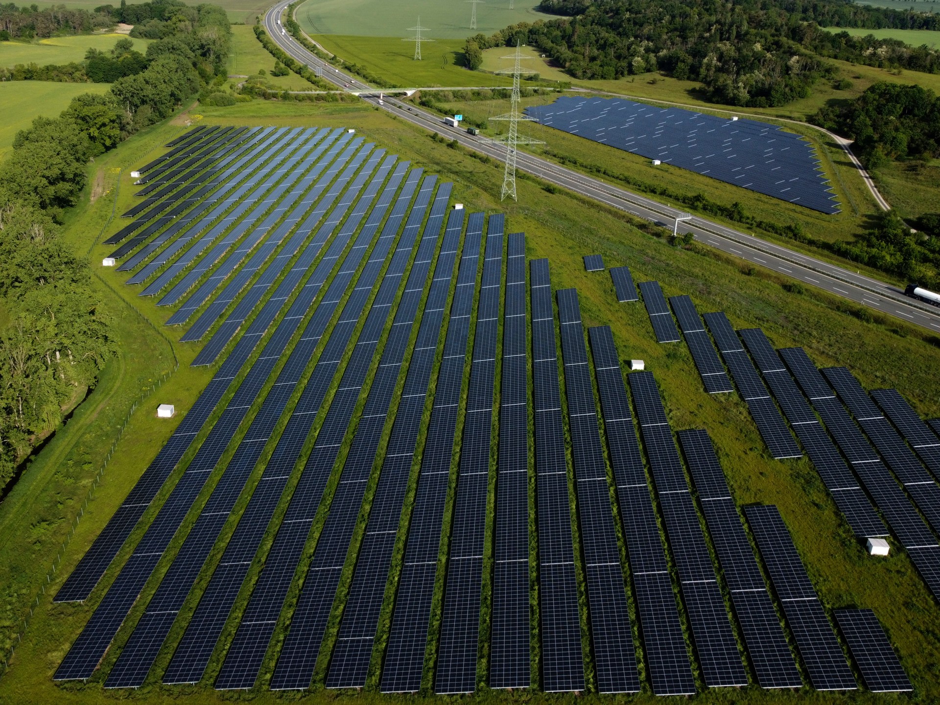 أهداف المناخ العالمية تتطلب استثمارات أكبر في الطاقة المتجددة