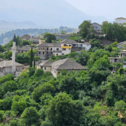 ألبانيا.. الصمت في حرم الجمال جمال