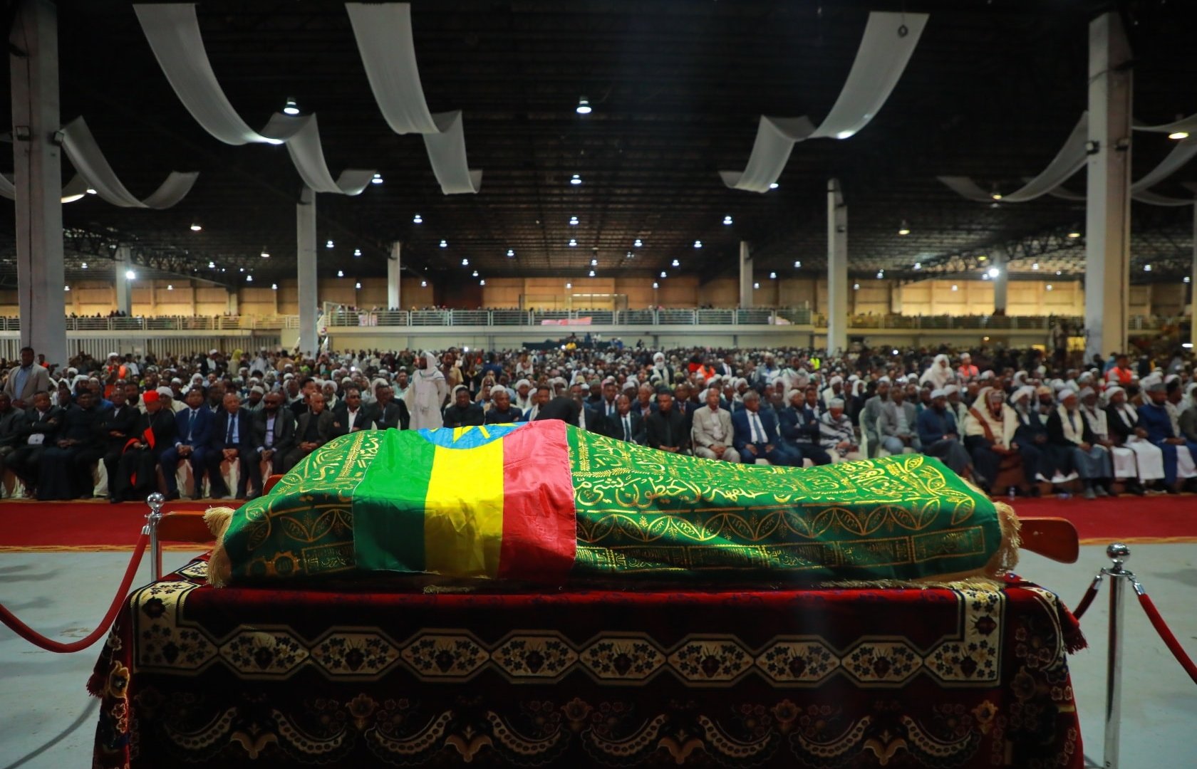 وداع رسمي وشعبي لمفتي إثيوبيا الراحل الحاج عمر إدريس