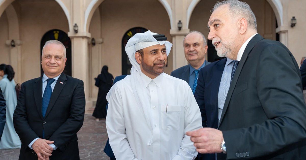 افتتاح معرض "قصائد عبر الحدود" في كتارا لتعزيز التفاهم الثقافي بين الشعوب