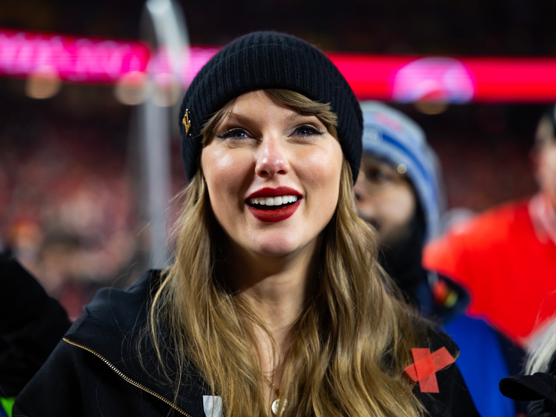 جماهير تايلور سويفت تتدفق إلى متحف فيسبادن بحثا عن "أوفيليا" الأصلية