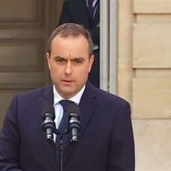 France's reappointed PM wants government free from party jockeying