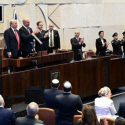 Trump receives standing ovation at Israeli parliament